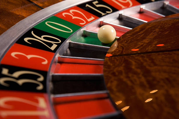 kolam duit88 live casino tables on mobile screen showing blackjack and roulette options